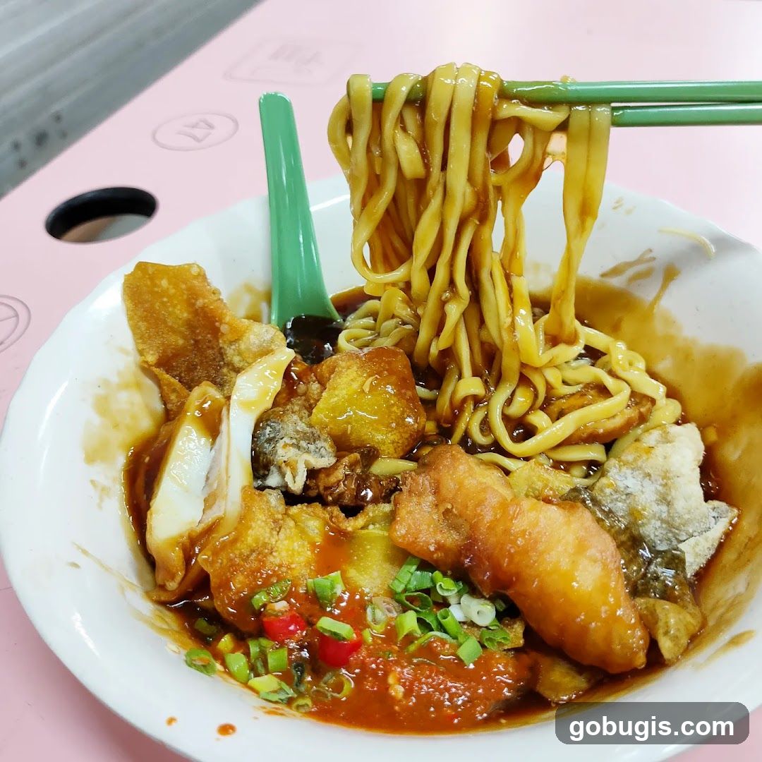Noodles with Fried Fish