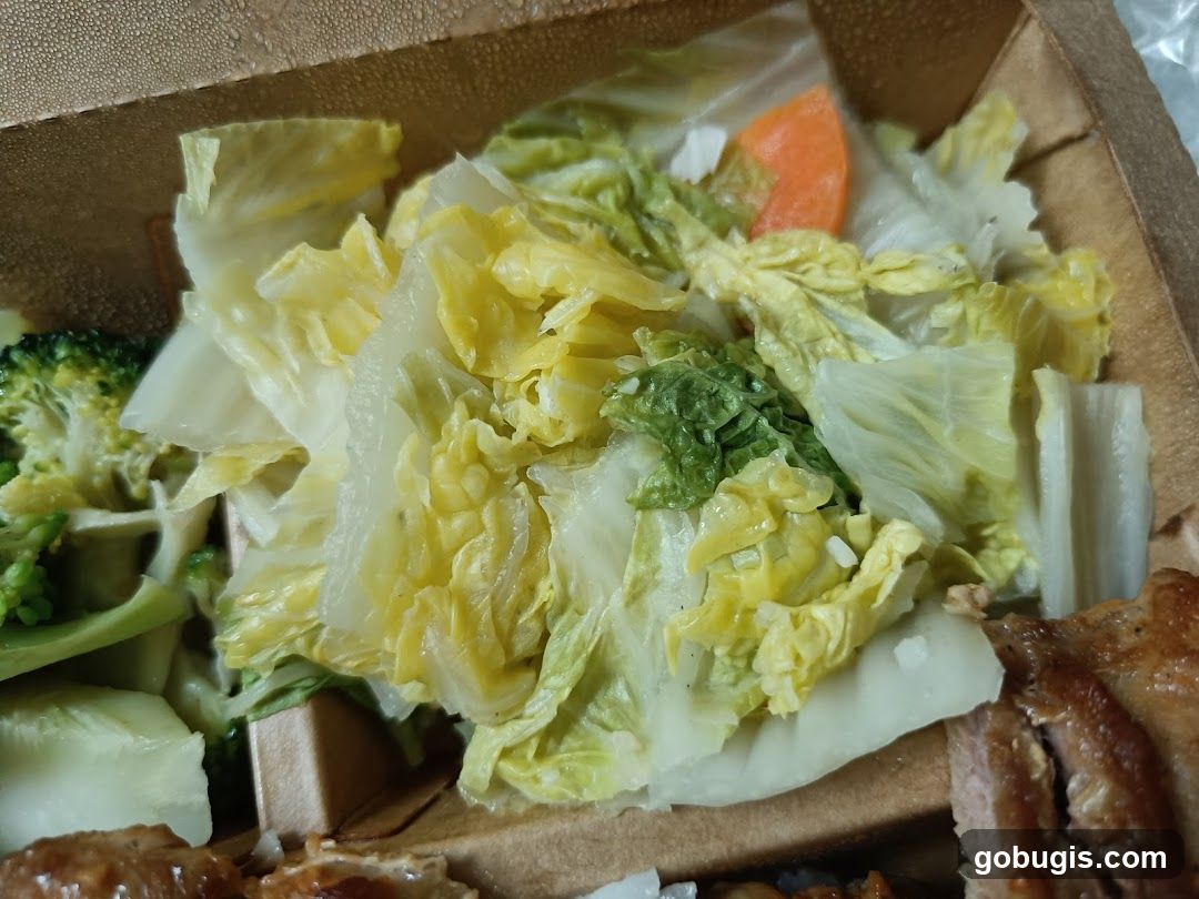Napa Cabbage and Broccoli Stir-fry