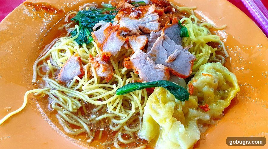 Noodle Dish with Char Siu and Wontons