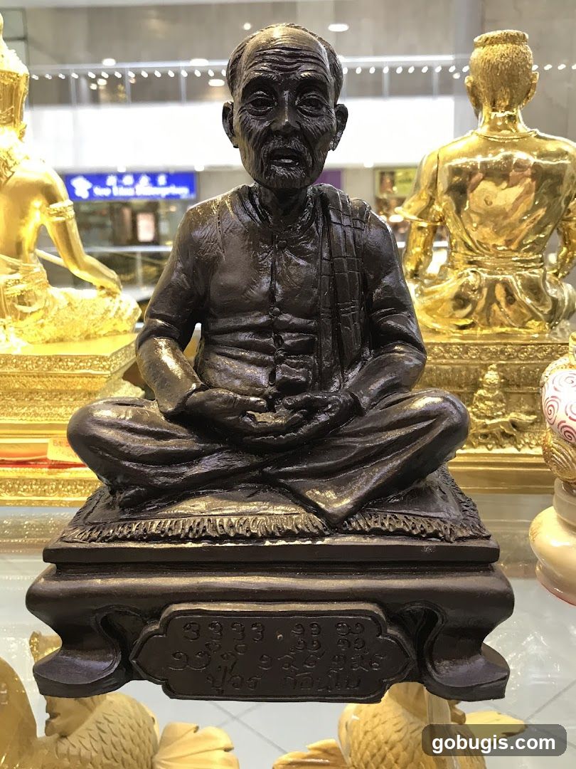 Statue of an Elderly Man