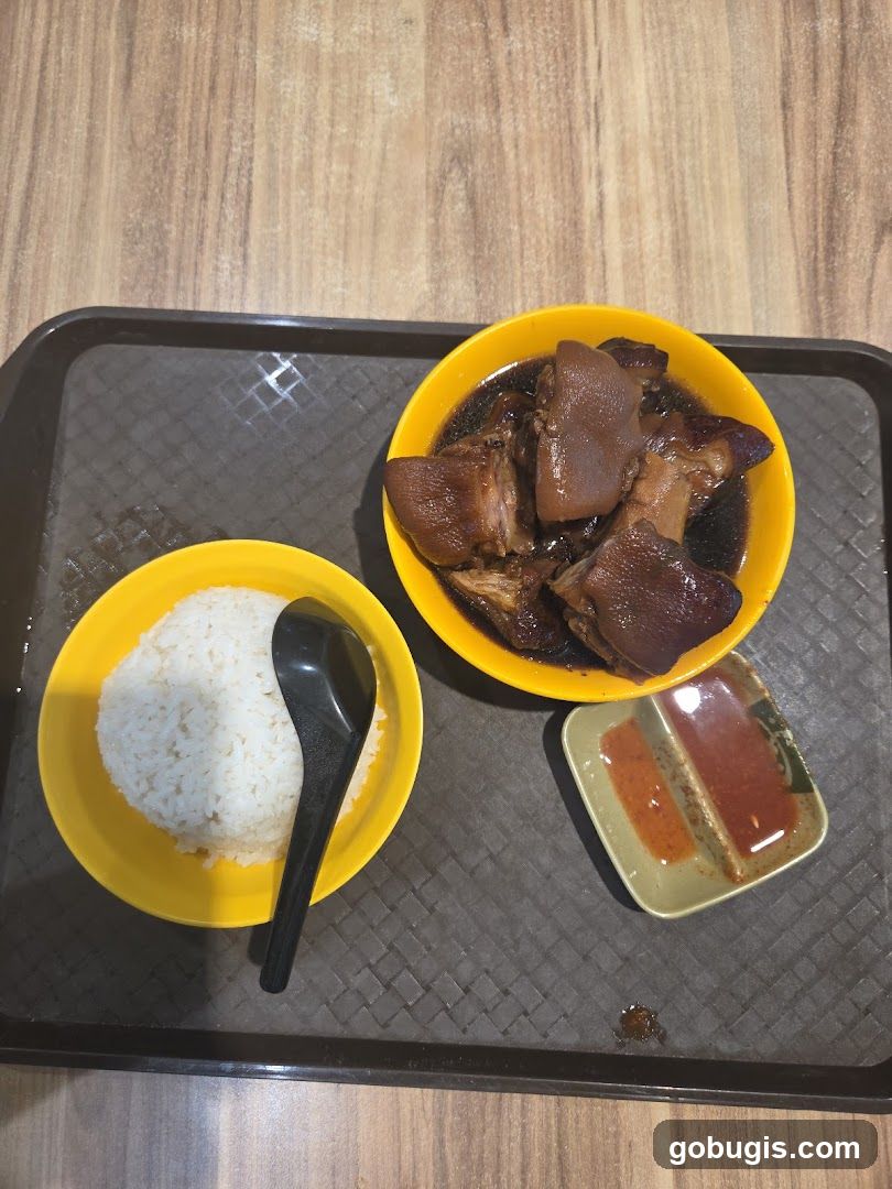 Braised Pork Trotters with Rice