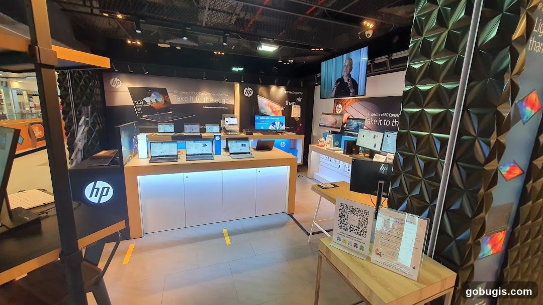 HP Laptop Store Display