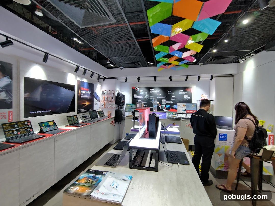 Lenovo Store Interior