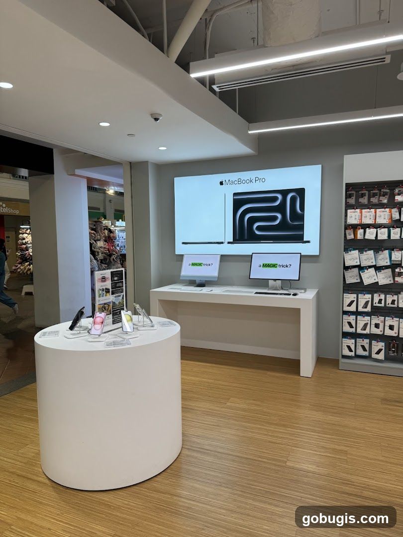 Apple Store Display