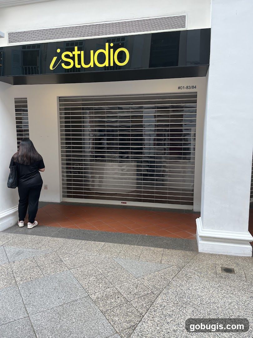 iStudio storefront