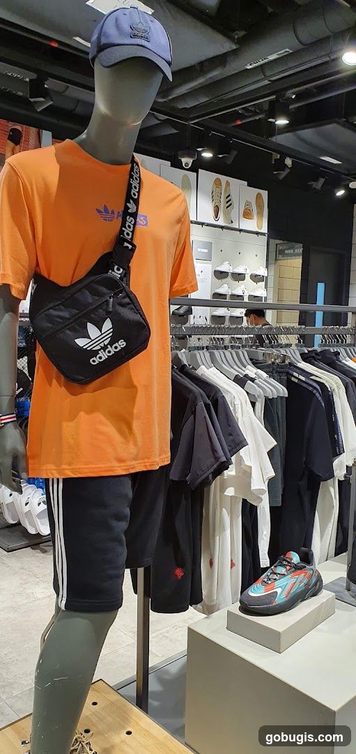 Adidas Store Display