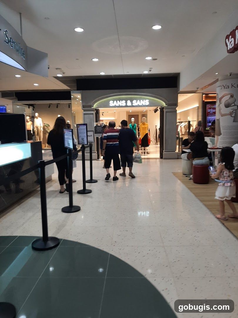 SANS & SANS @ BUGIS JUNCTION