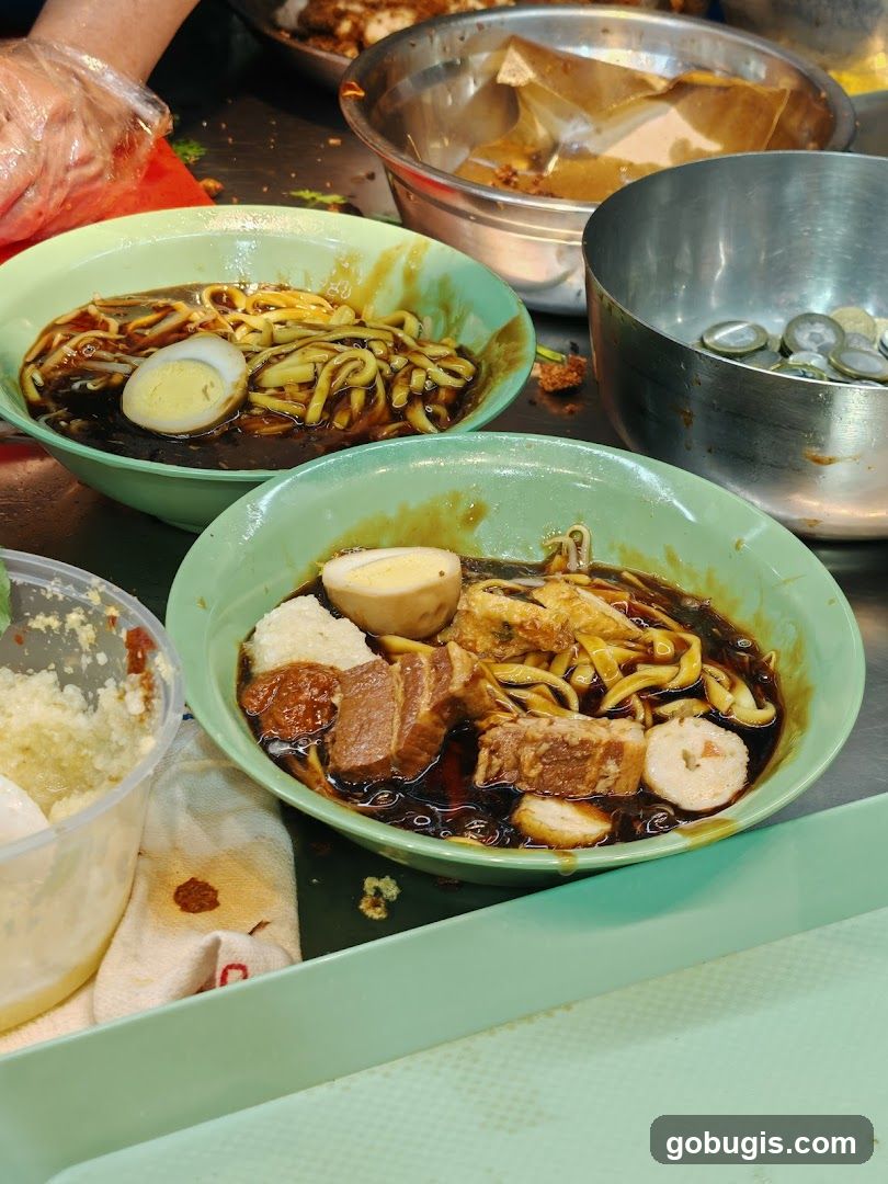 Noodles with Meat and Egg