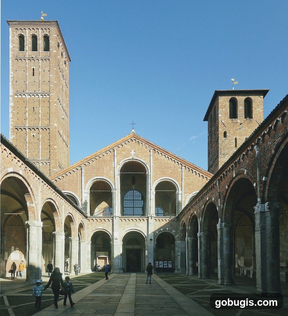 Basilica di Sant'Ambrogio Courtyard