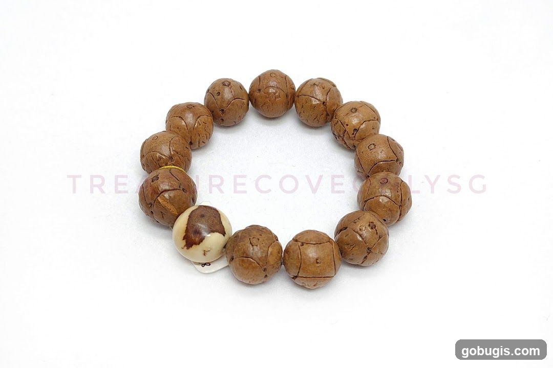 Bracelet with wooden beads