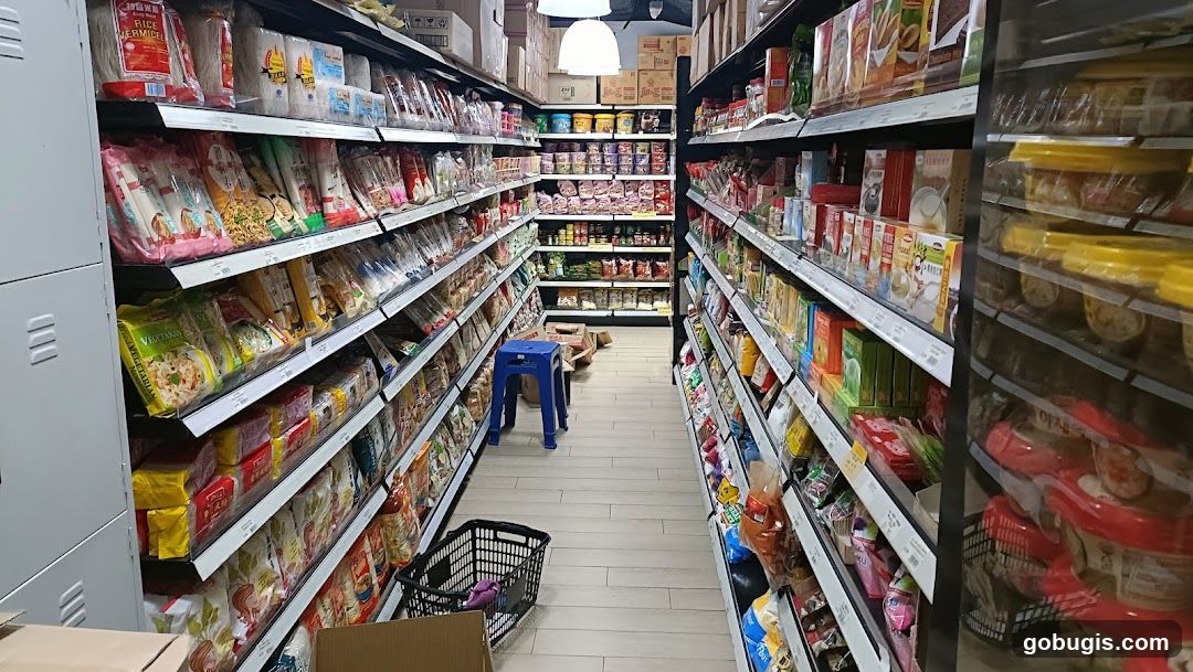 Aisle of a Grocery Store