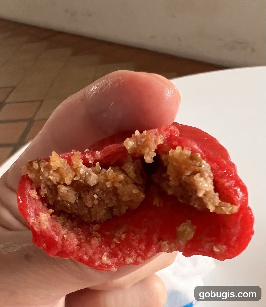 Red Pastry with Crumbly Filling