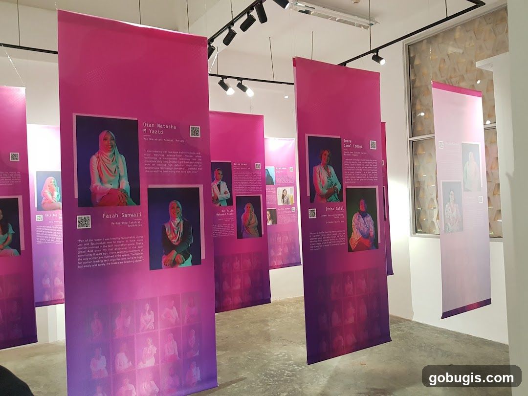 Exhibition banners