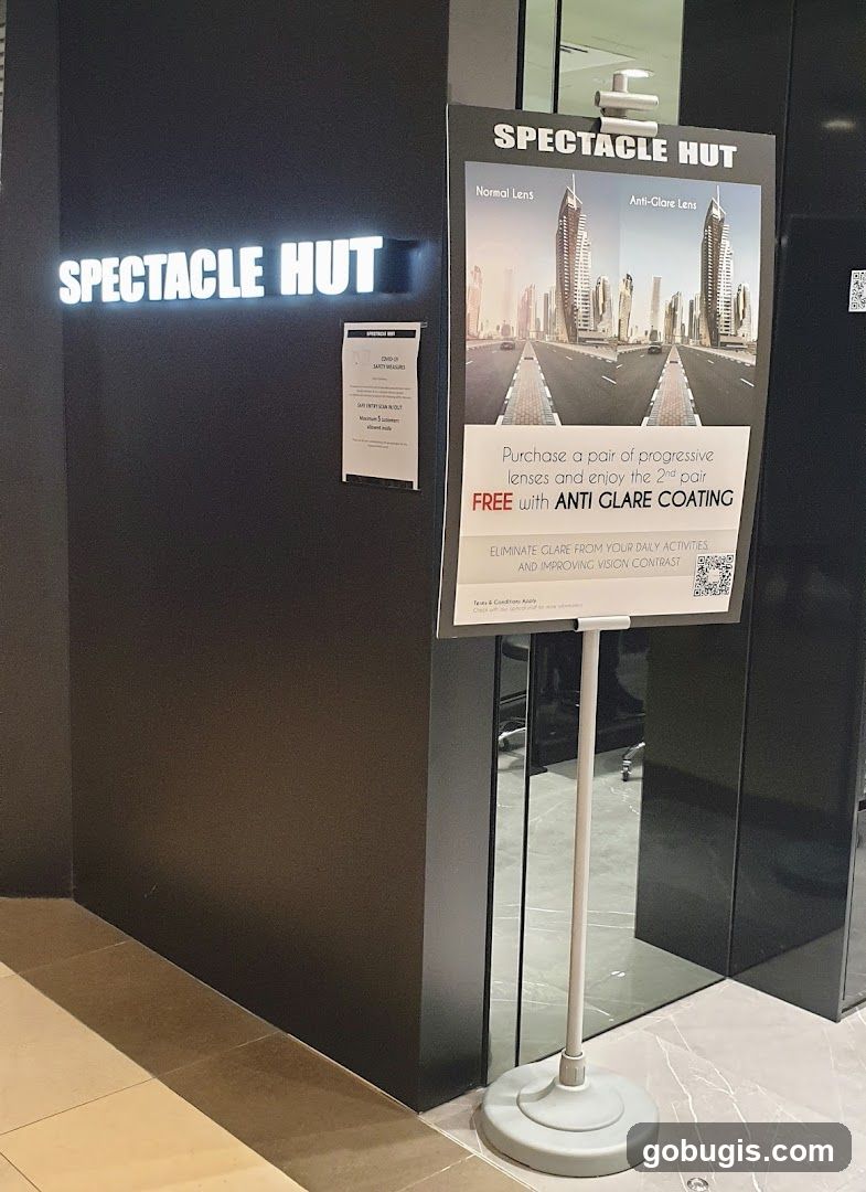 Spectacle Hut Promotion
