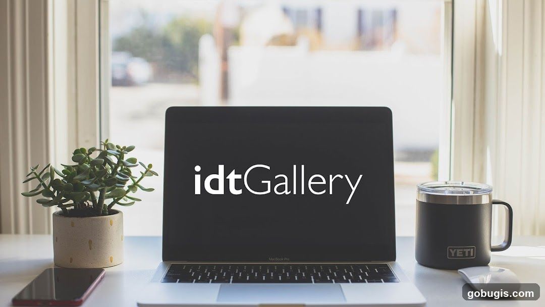 Laptop with idtGallery logo