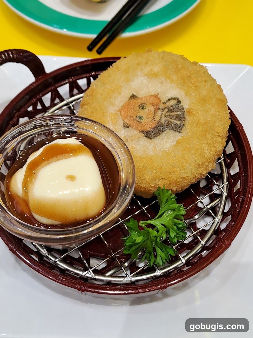 Fried Dish with Dipping Sauce