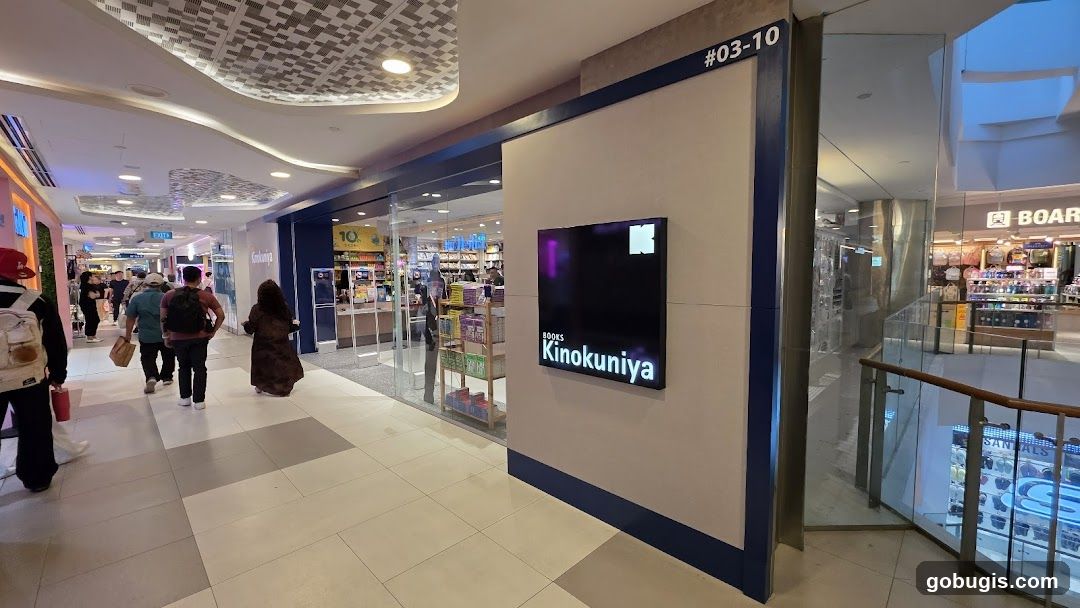 Books Kinokuniya Bugis Junction
