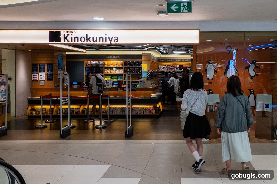 Books Kinokuniya Bugis Junction