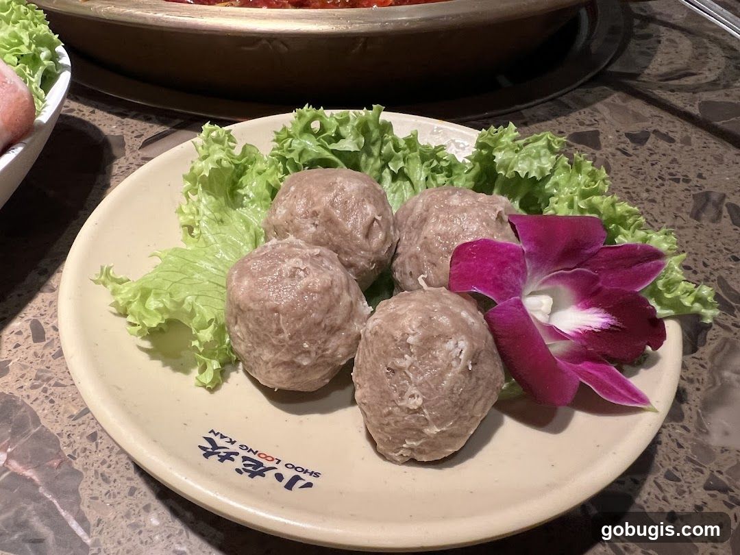 Meatballs with Lettuce and Flower