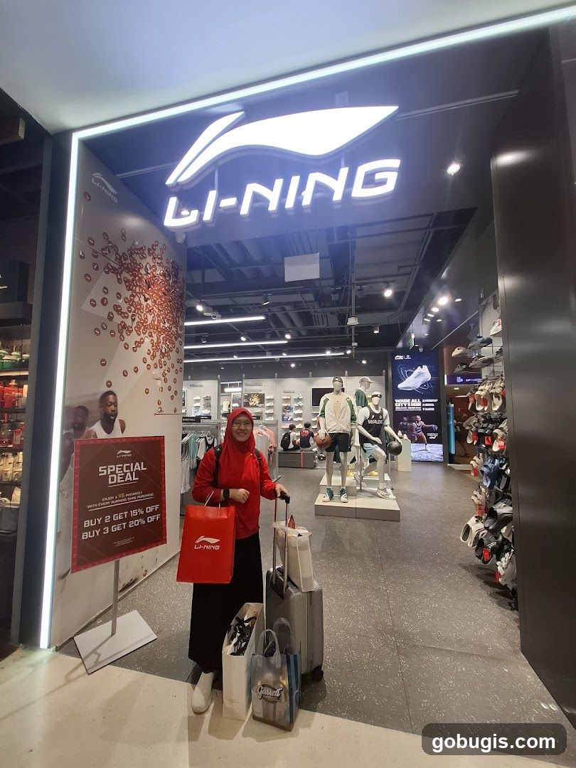 Li-Ning Bugis+
