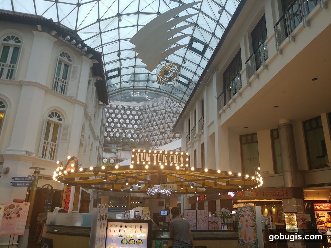 Food Court with Central Stall