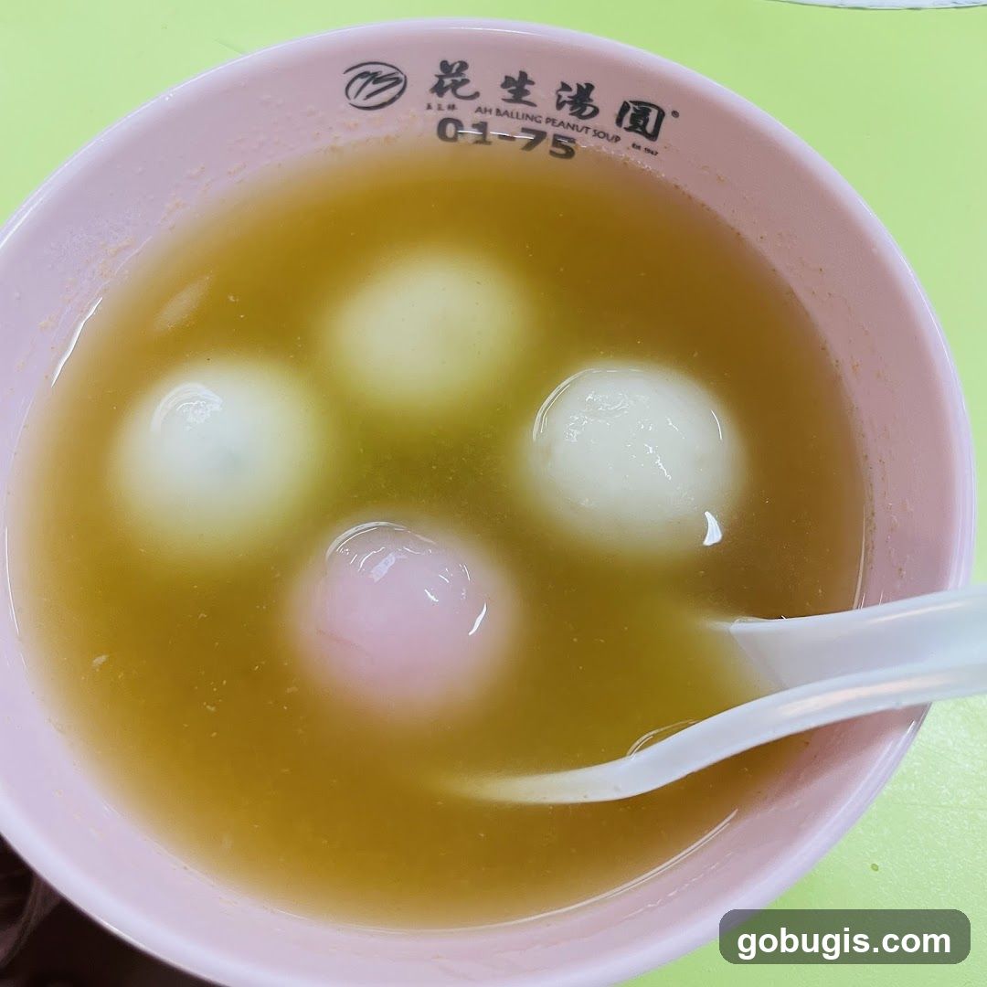 Peanut Soup with Tang Yuan