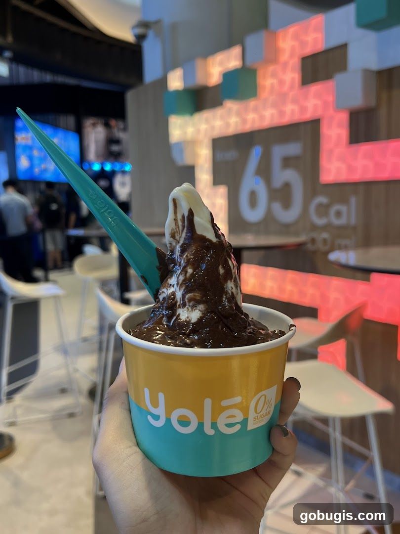 Yolé Frozen Yogurt