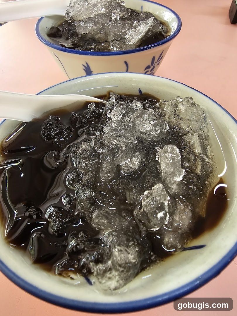Grass Jelly with Ice