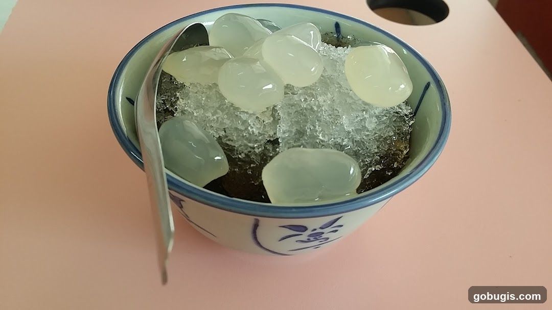 Dessert with Ice and Fruit