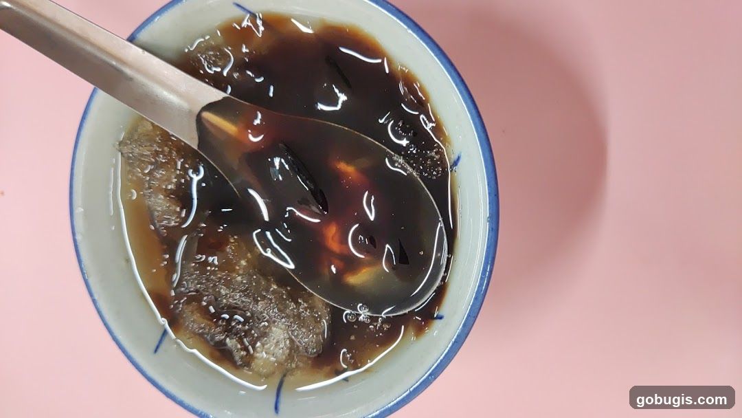 Grass Jelly with Ice