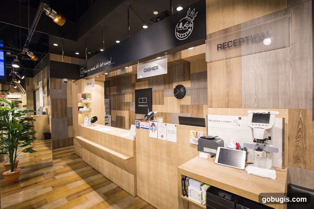 Reception and Cashier Area