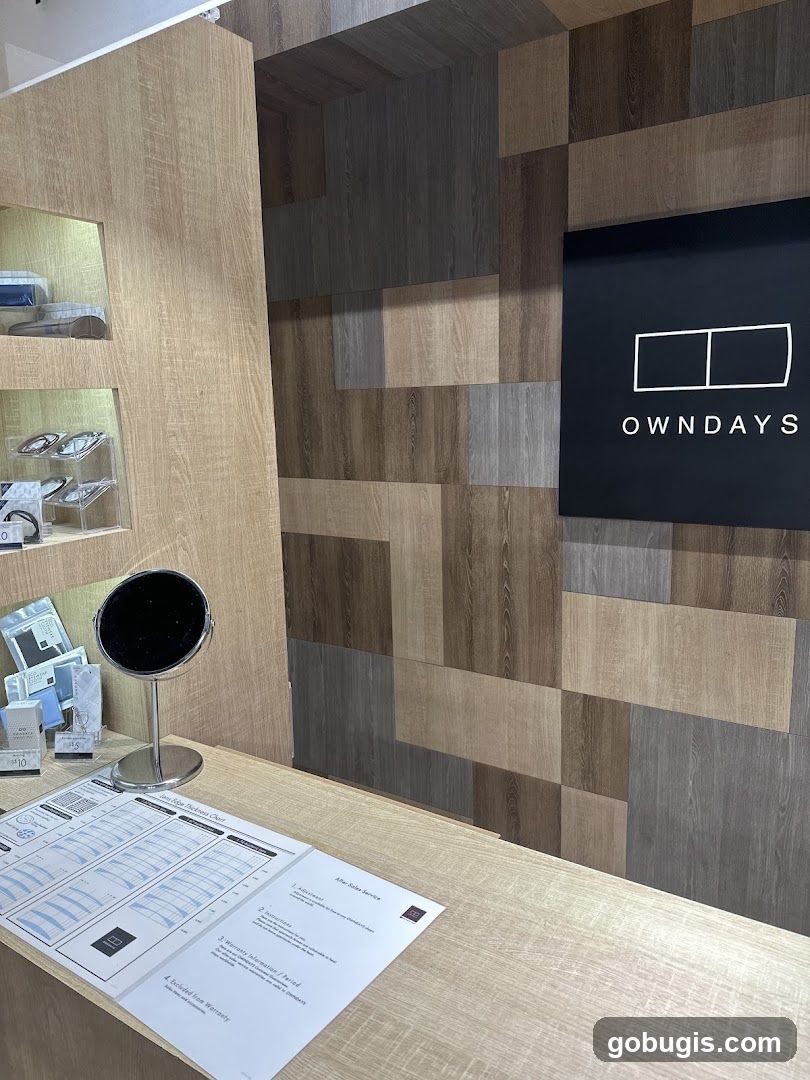 OWNDAYS Counter