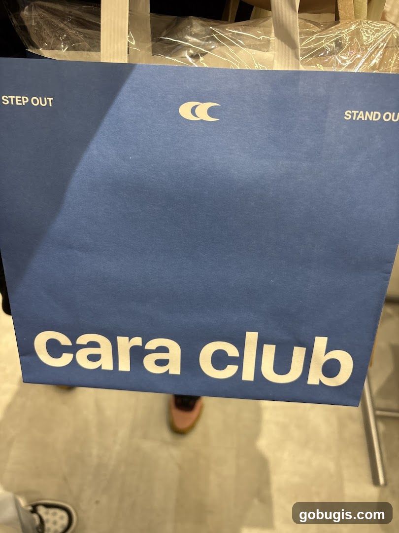 Cara Club Shopping Bag