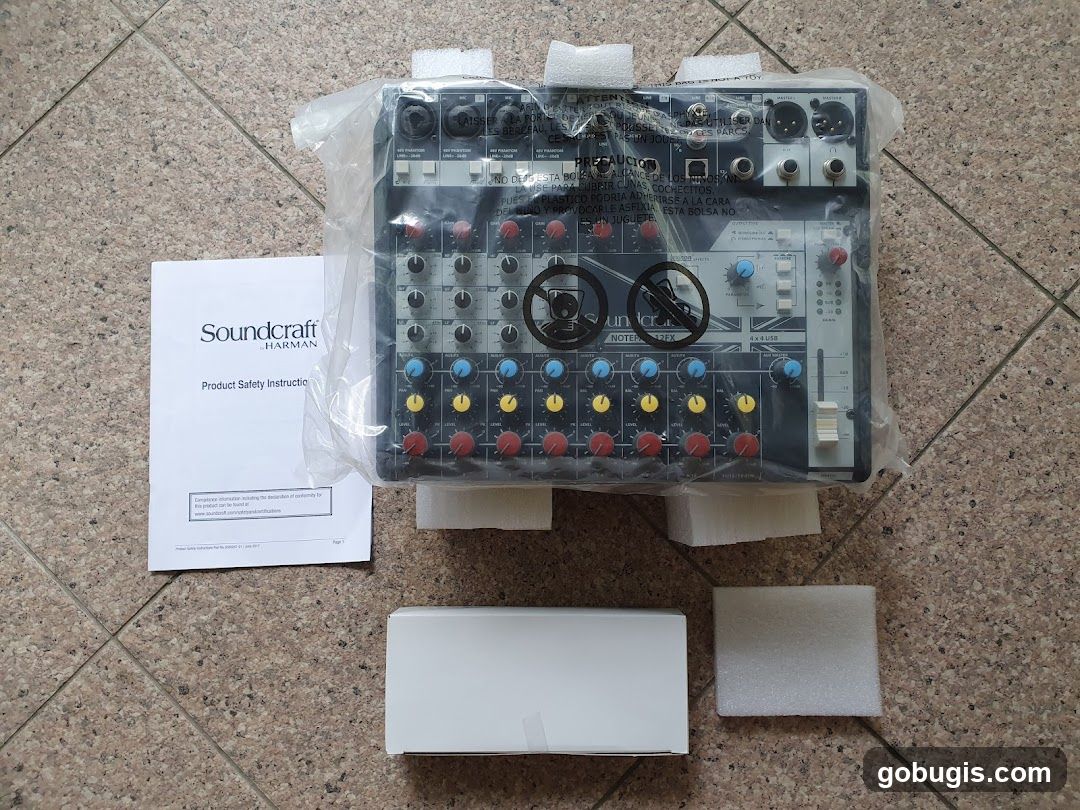 Soundcraft Mixer and Instructions