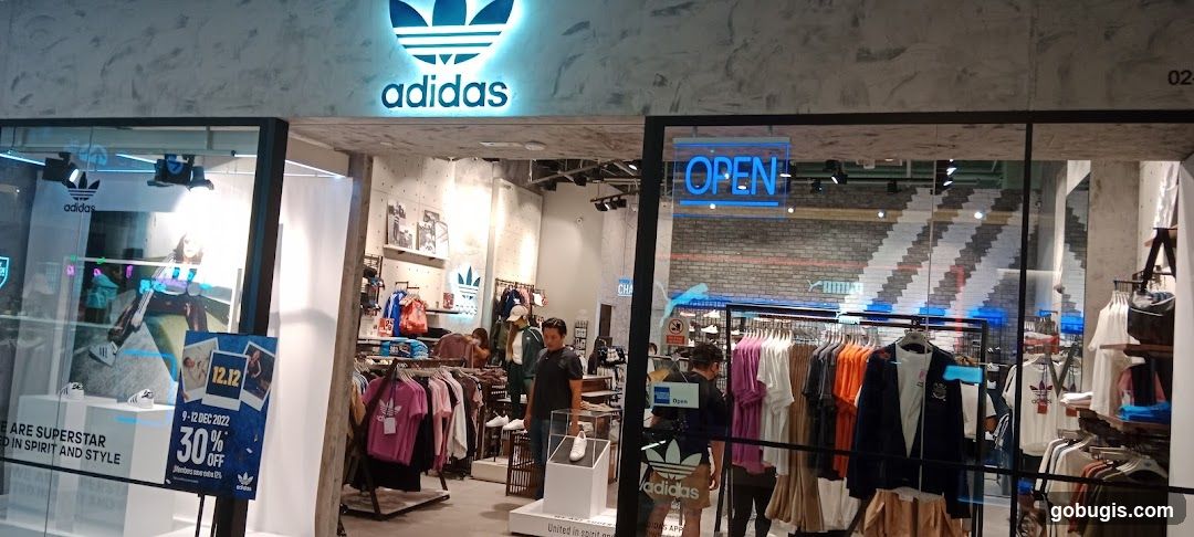 Adidas Storefront