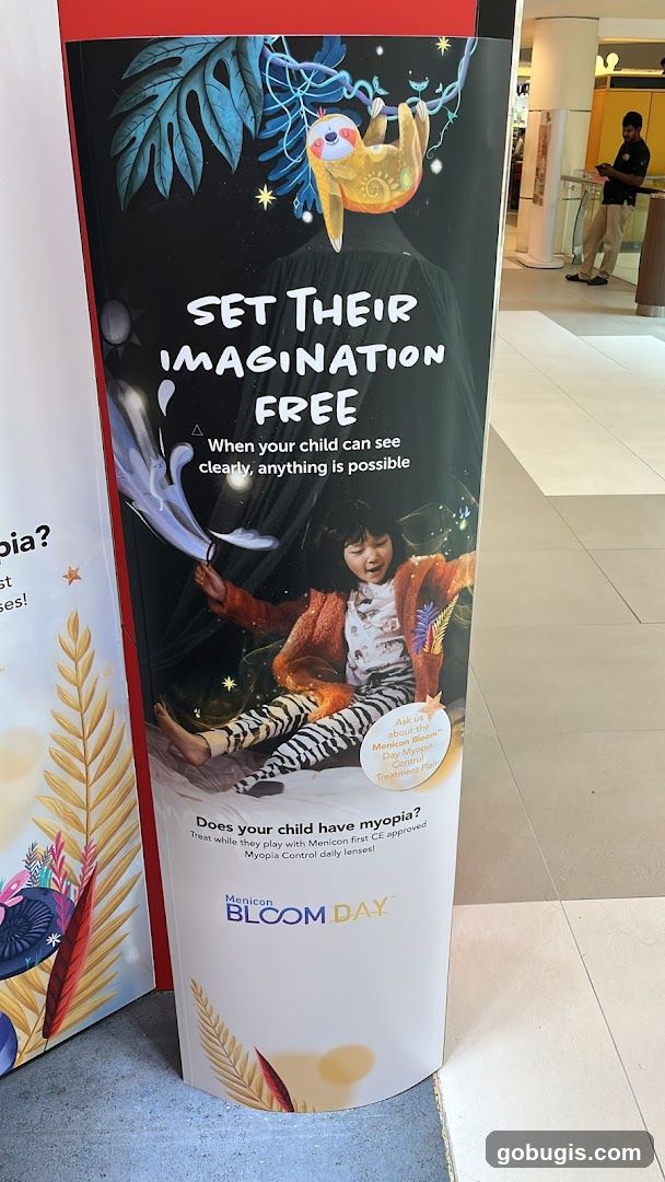 Menicon Bloom Day Advertisement