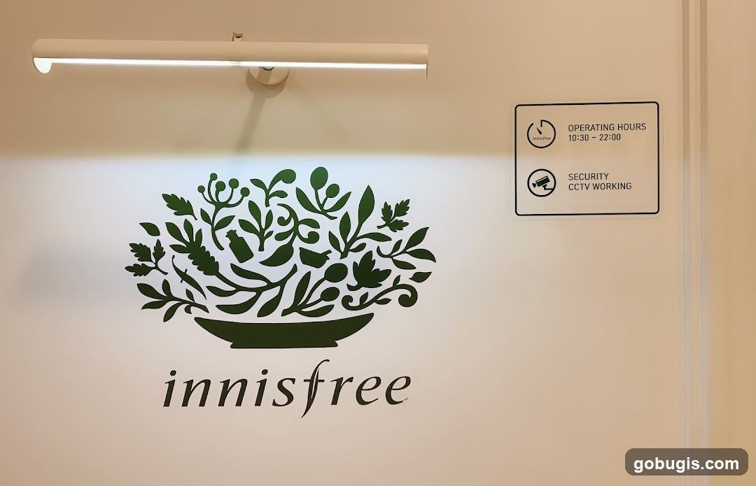 Innisfree Logo and Information Sign