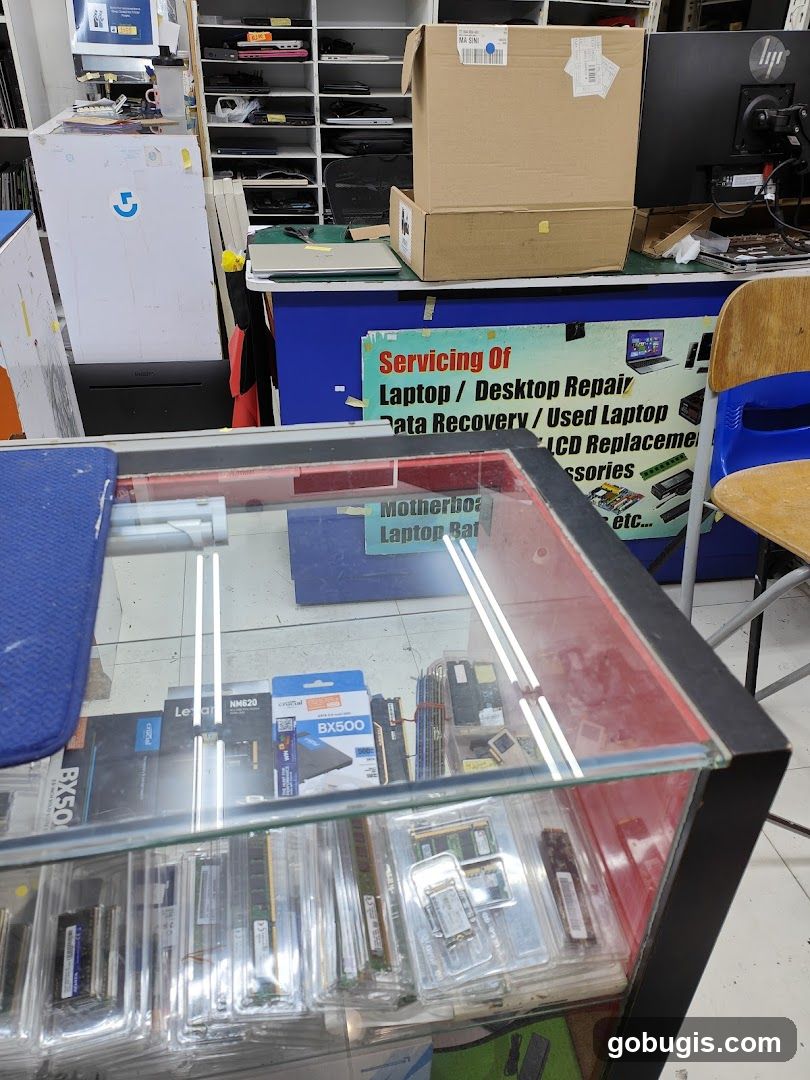 Computer Repair Shop Display