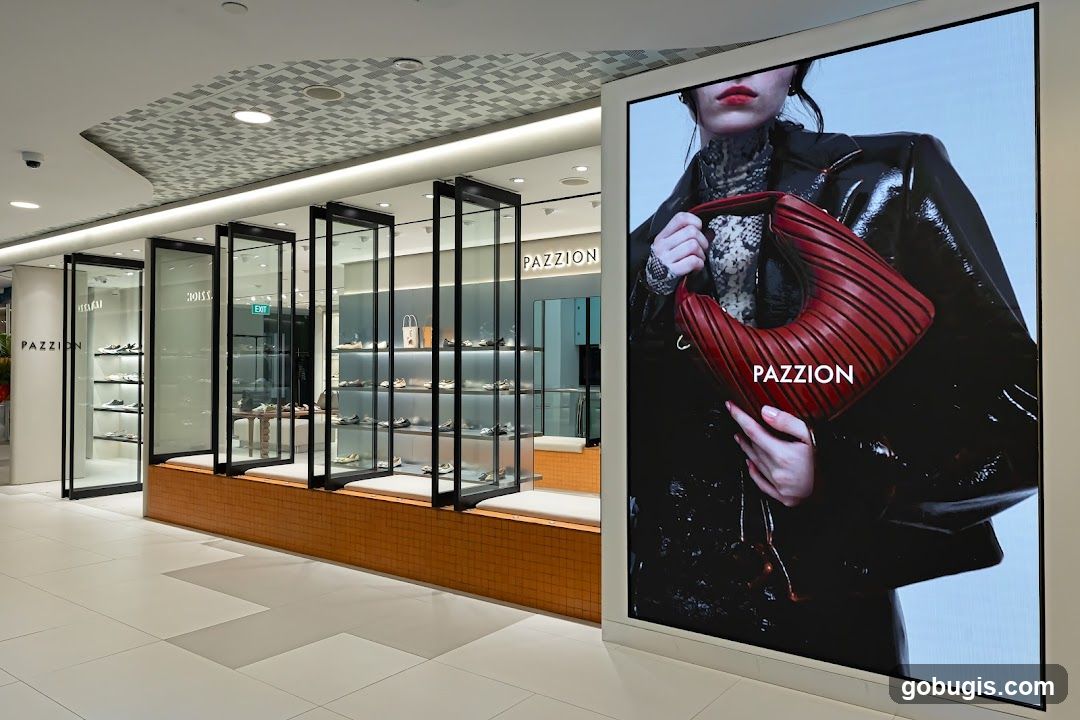Pazzion Store Display