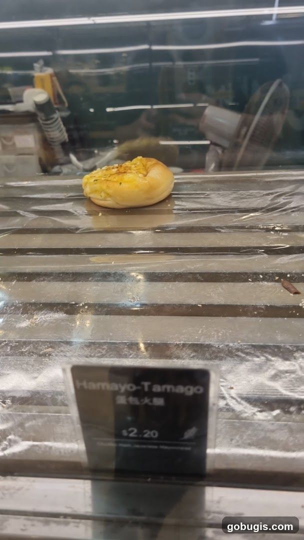 Hamayo-Tamago Bun