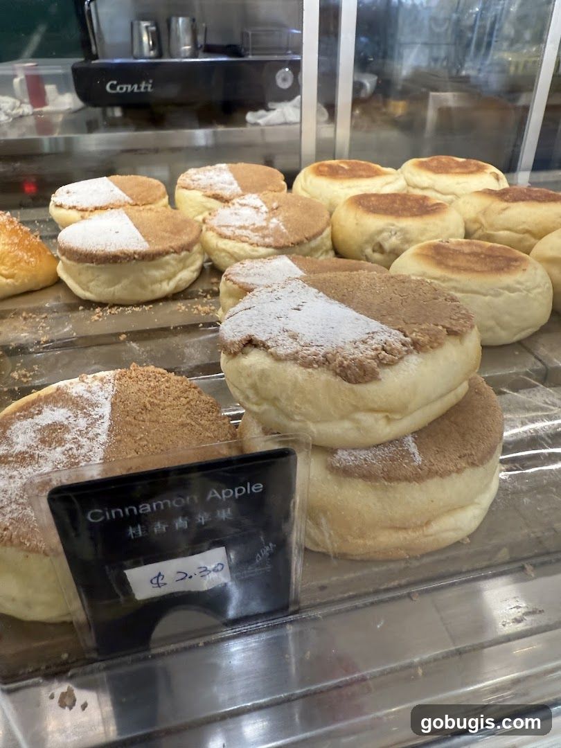 Cinnamon Apple Pastries
