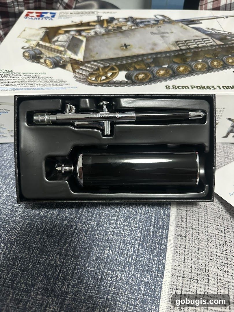 Model Kit and Airbrush Set