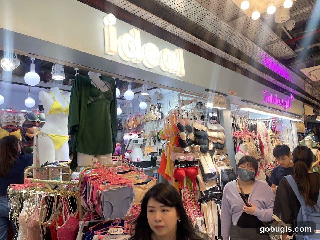 Lingerie Shop