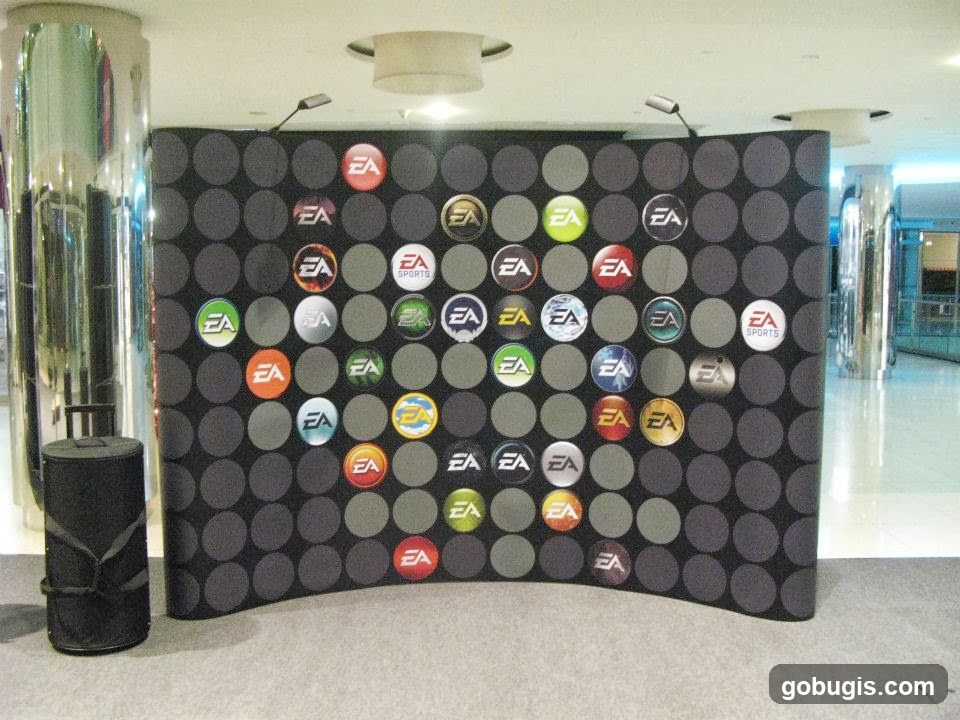 EA Sports Display