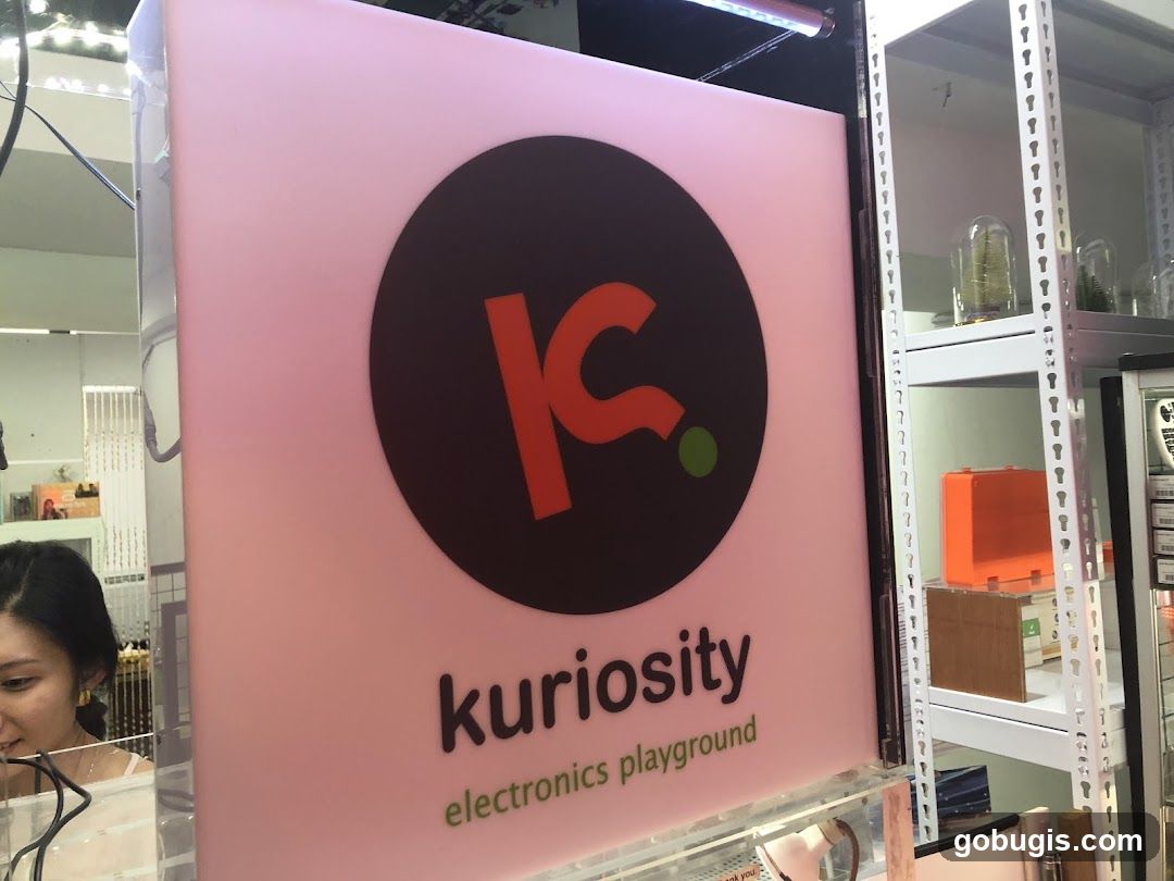 Kuriosity Logo