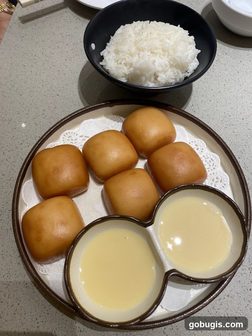 Fried Mantou Buns with Condensed Milk