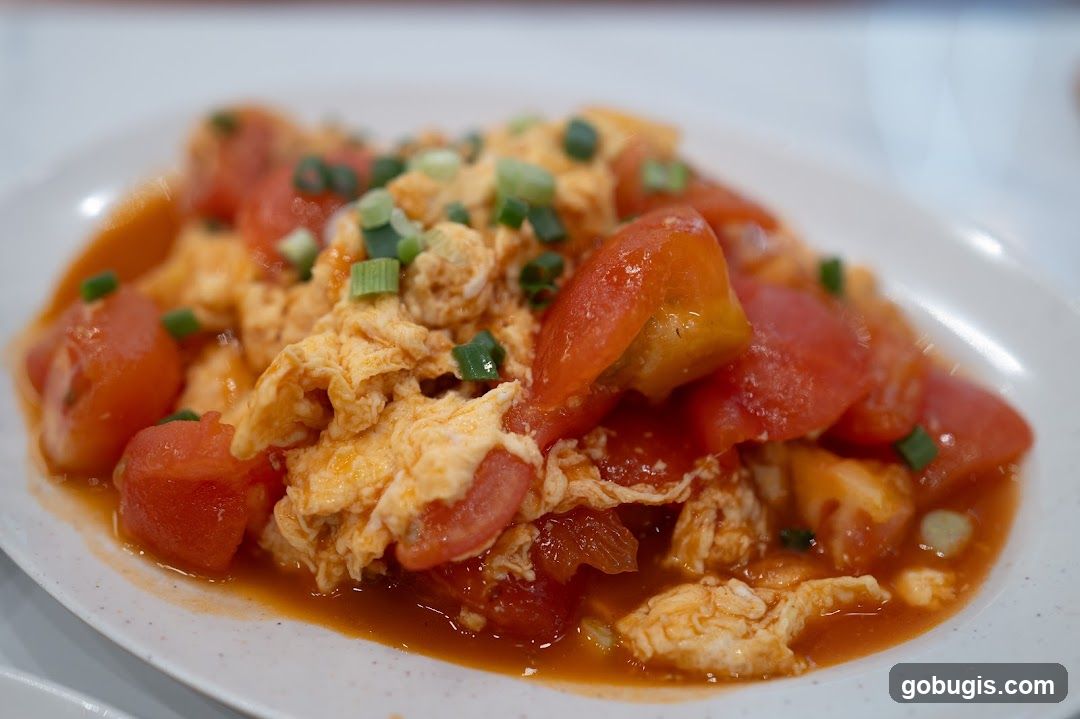 Scrambled Eggs with Tomatoes