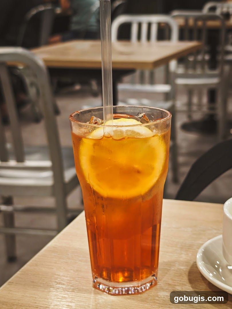 Iced Tea with Lemon