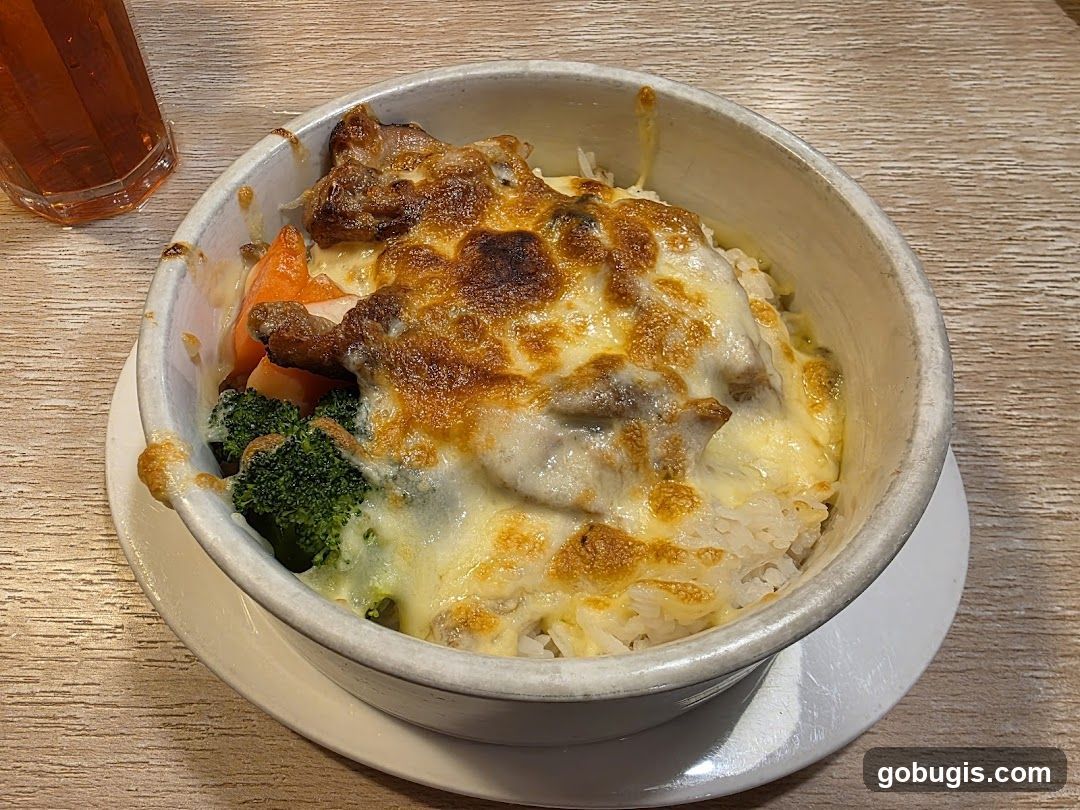 Baked Rice with Cheese and Chicken