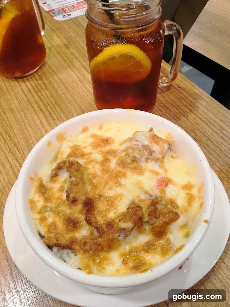 Baked Rice with Cheese and Iced Tea
